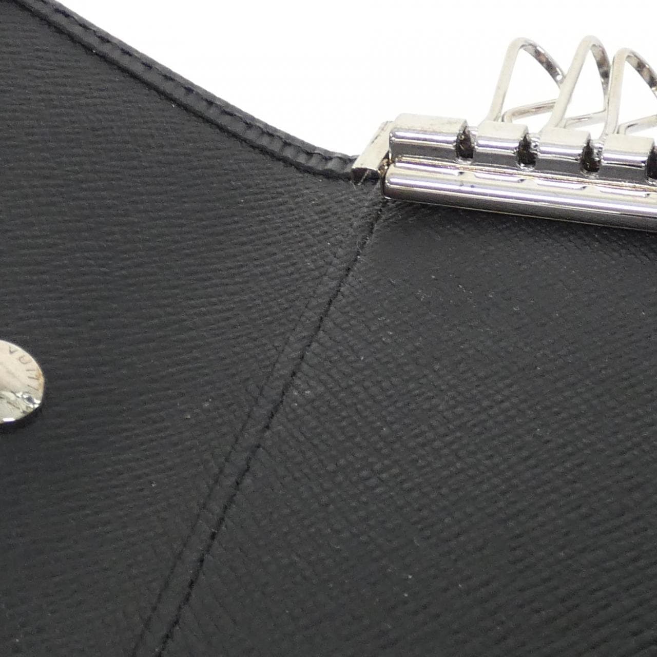 LOUIS VUITTON M63822 Key Case Epi