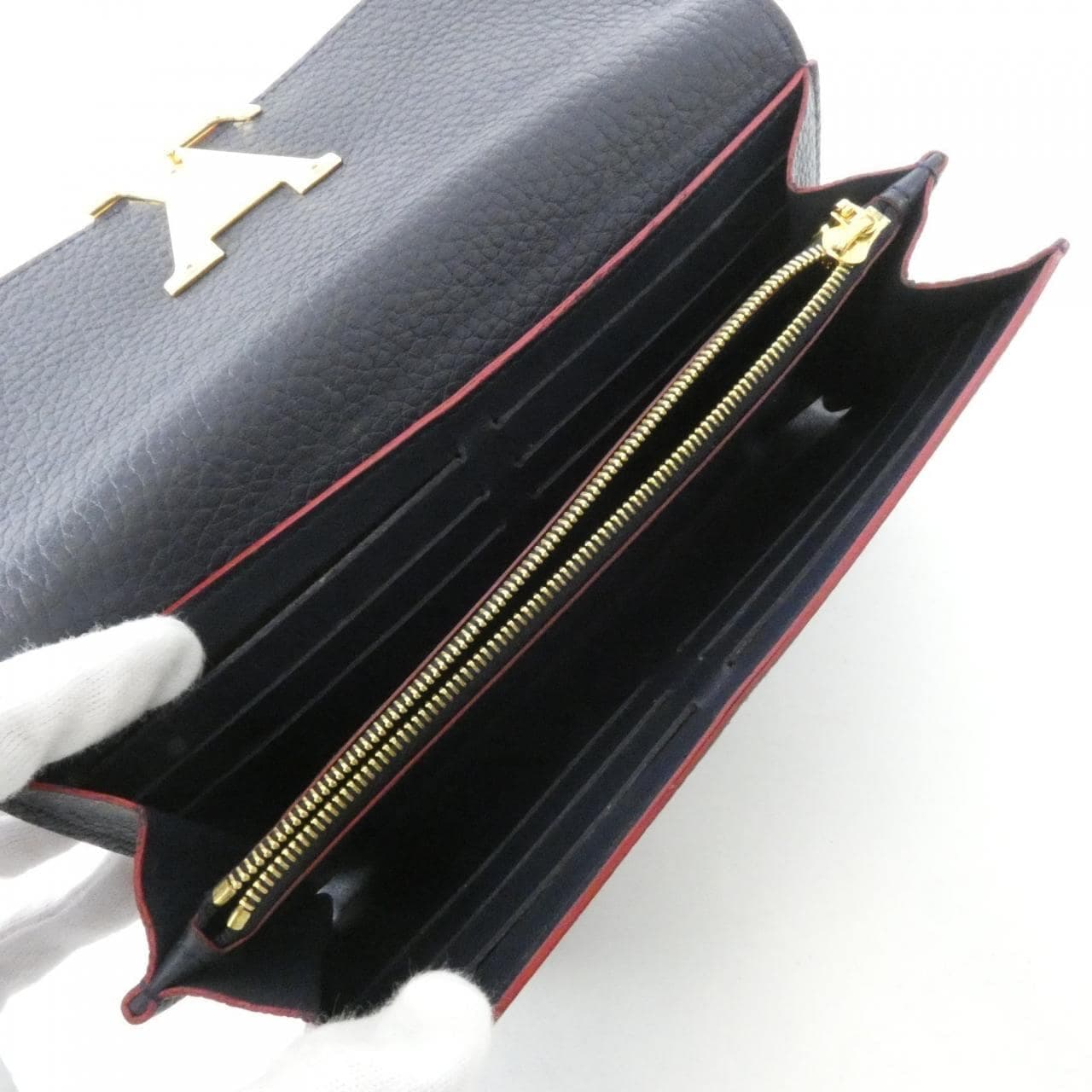LOUIS VUITTON Capucines M63739 Wallet