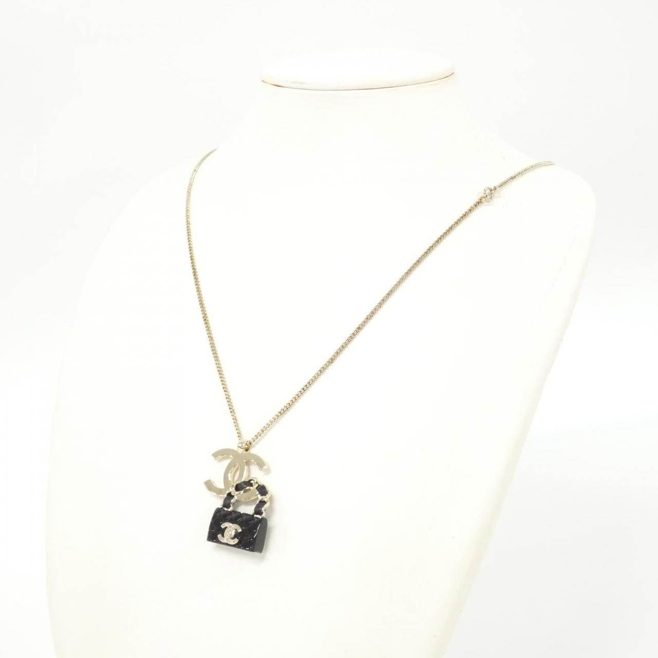 CHANEL ABA013 Accessories