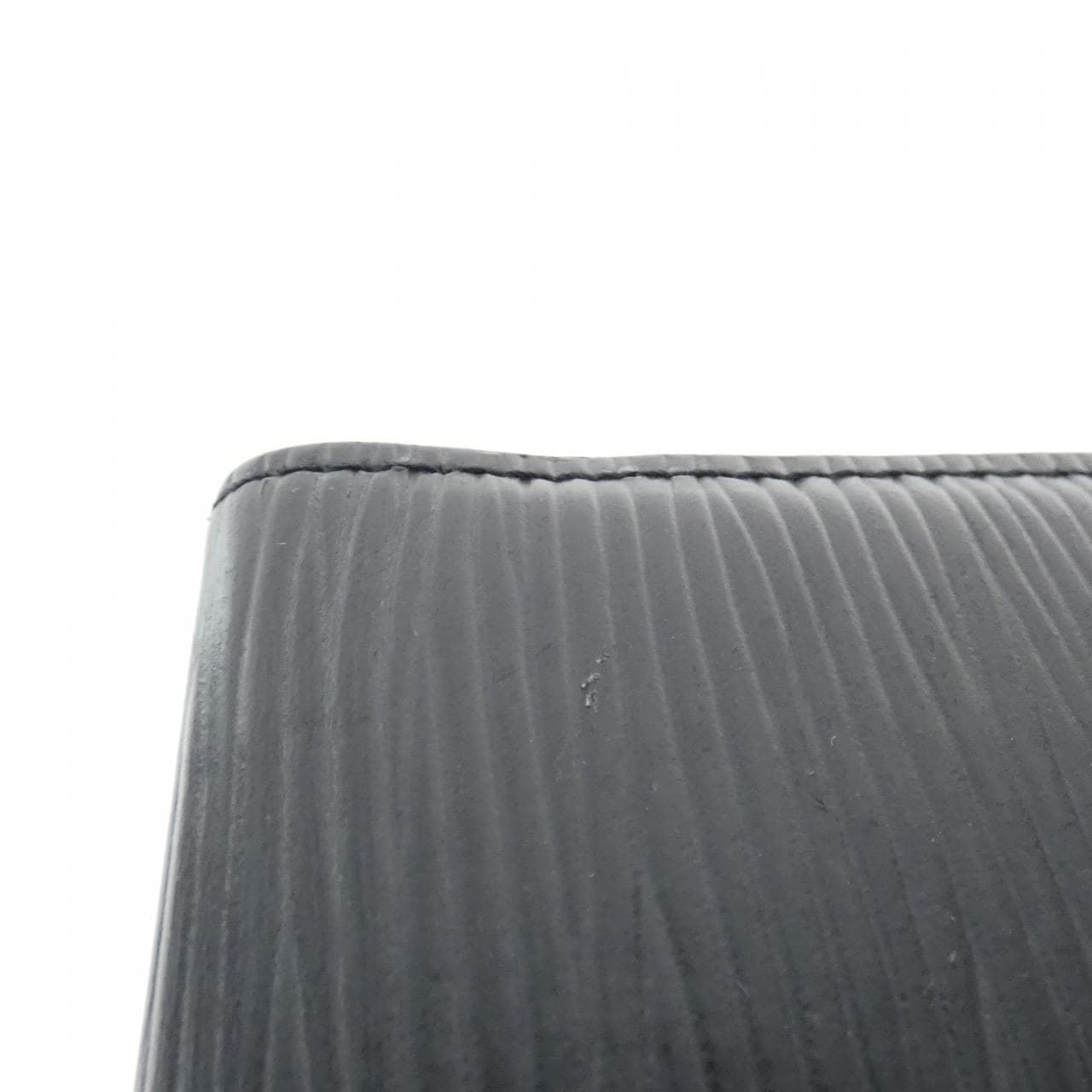 LOUIS VUITTON M63302 Coin Case Epi