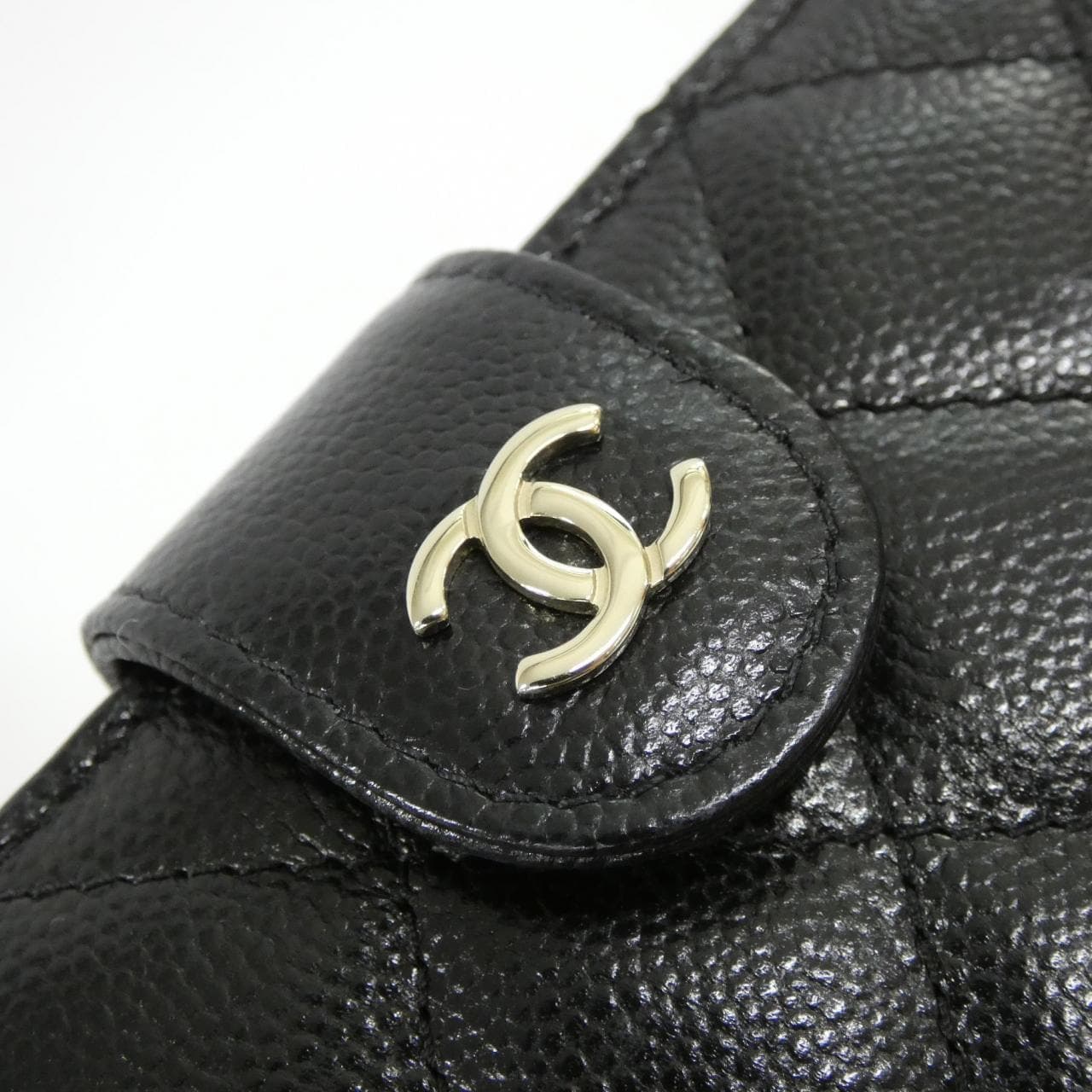 CHANEL Wallet Grained Calfskin