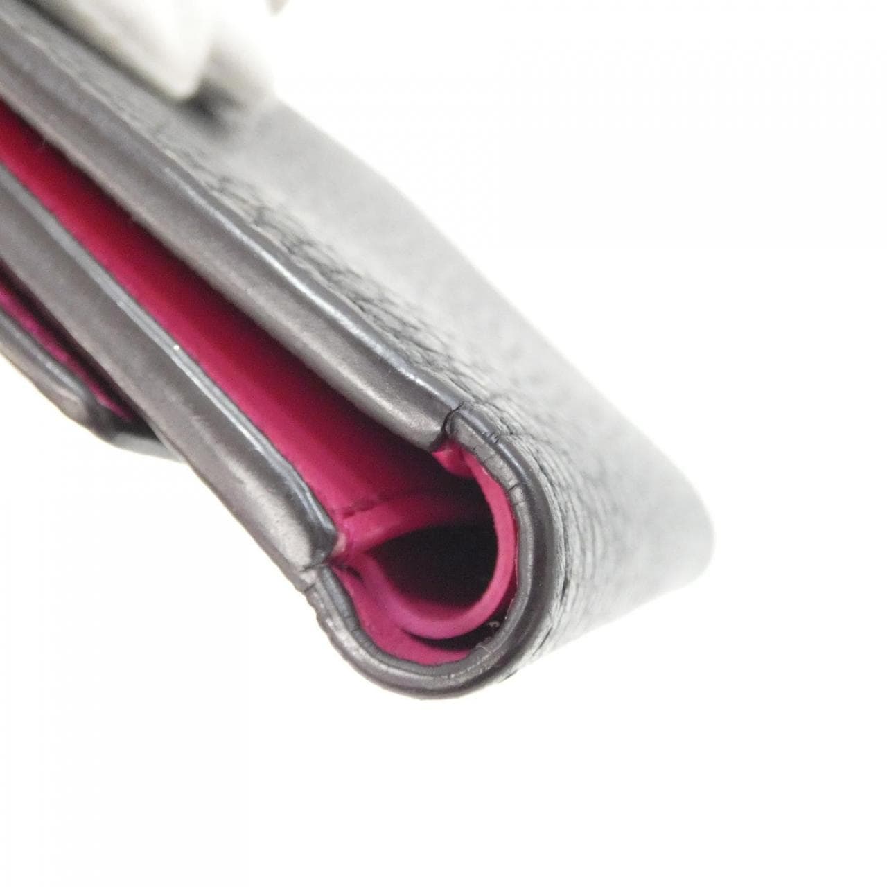 LOUIS VUITTON Capucines M62157 Wallet