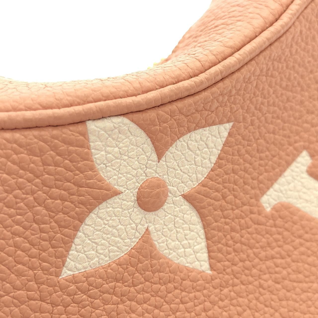 LOUIS VUITTON M46301 Shoulder Monogram