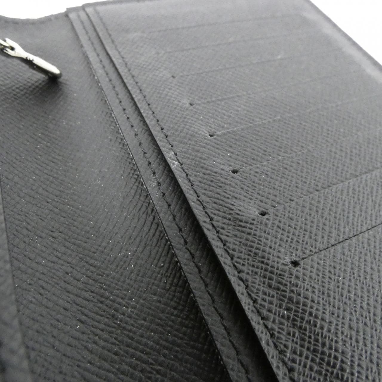 LOUIS VUITTON M30285 Wallet