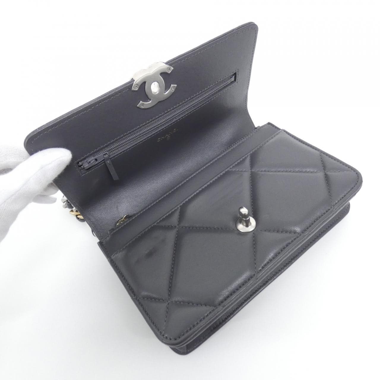 CHANEL Chanel 19 AP3267 Wallet Lambskin