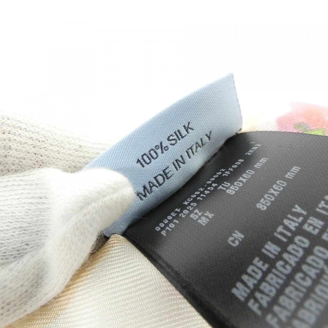 PRADA 1FF008 Scarf