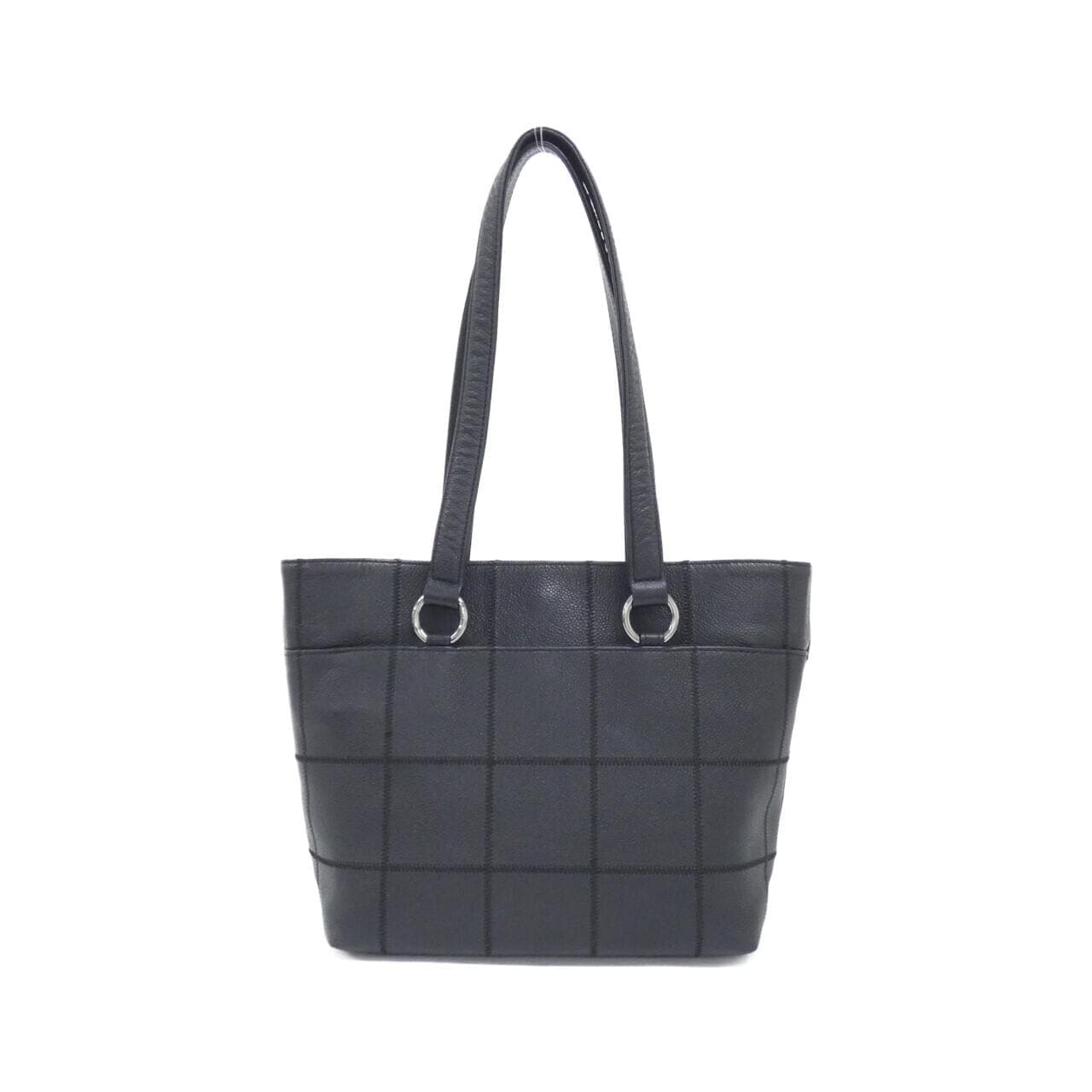 CHANEL 26136 Handbag Grained Calfskin