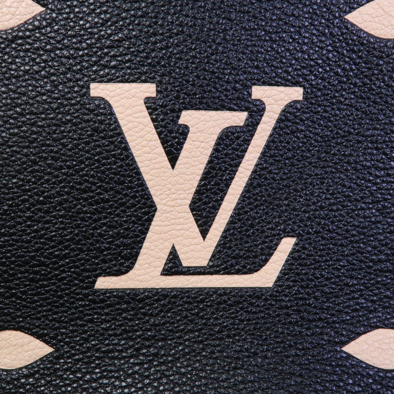 LOUIS VUITTON OnTheGo M45495 2-Way Bag Calfskin
