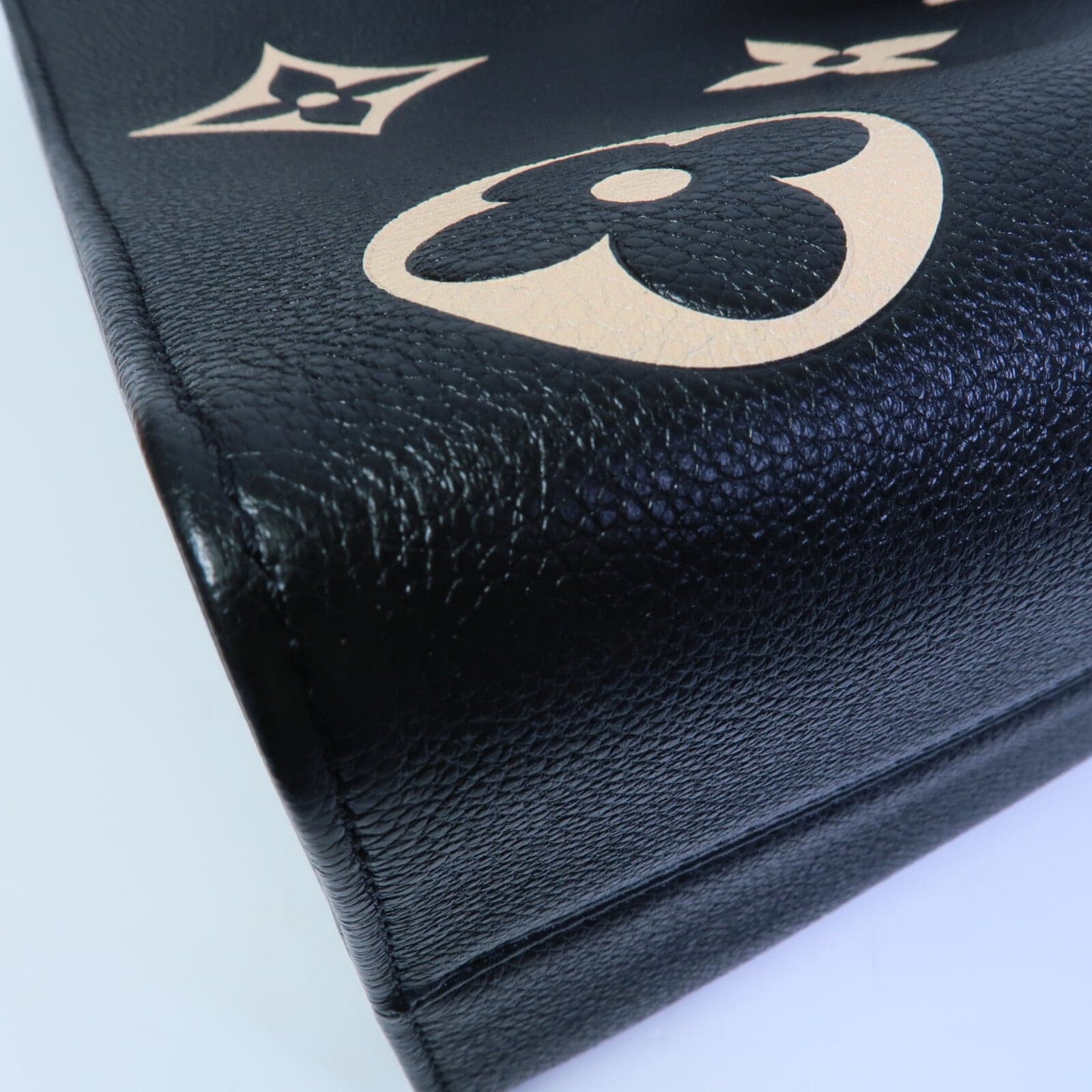 LOUIS VUITTON OnTheGo M45495 2-Way Bag Calfskin
