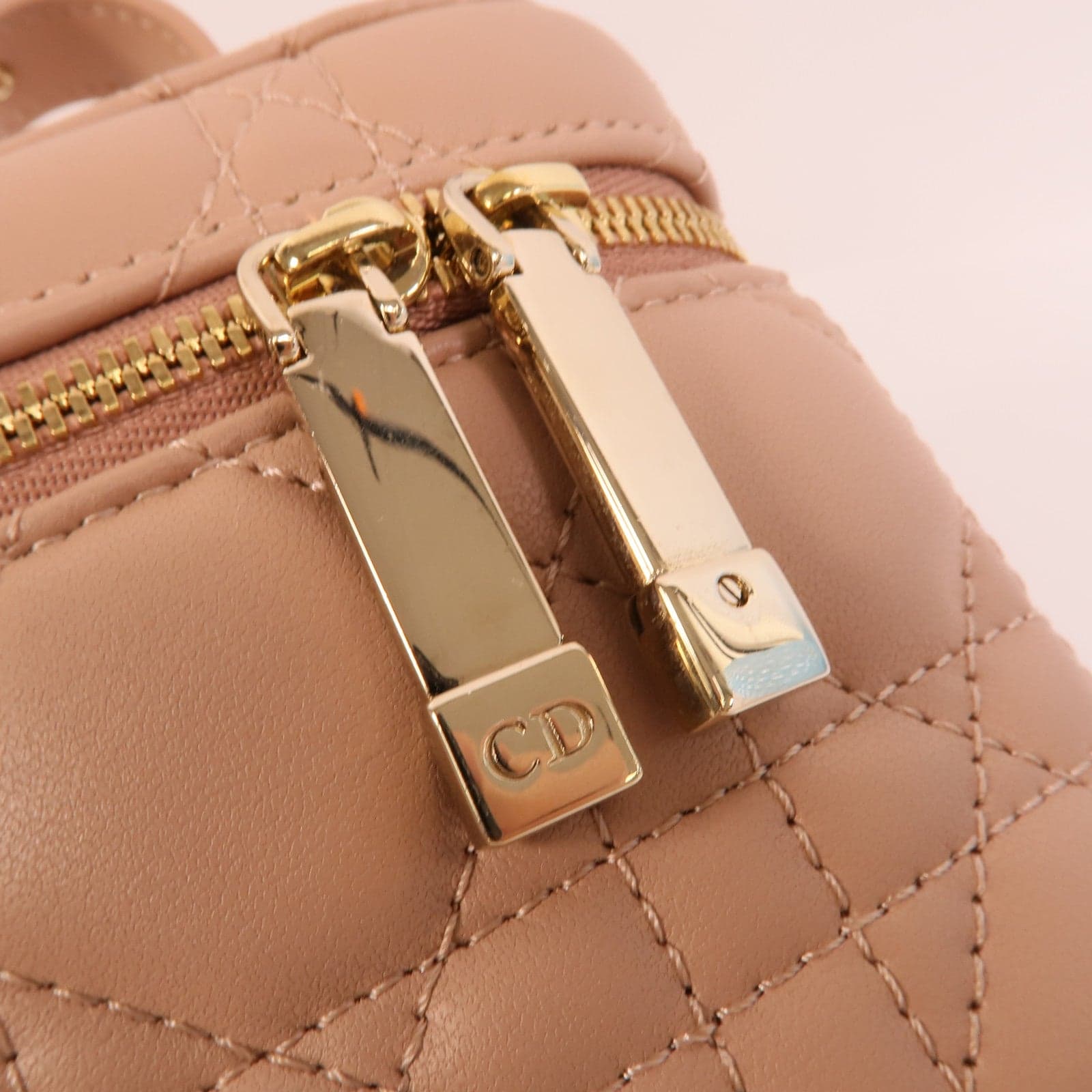 LOUIS VUITTON Vanity S0918ONMJ-M49P 2-Way Bag Lambskin