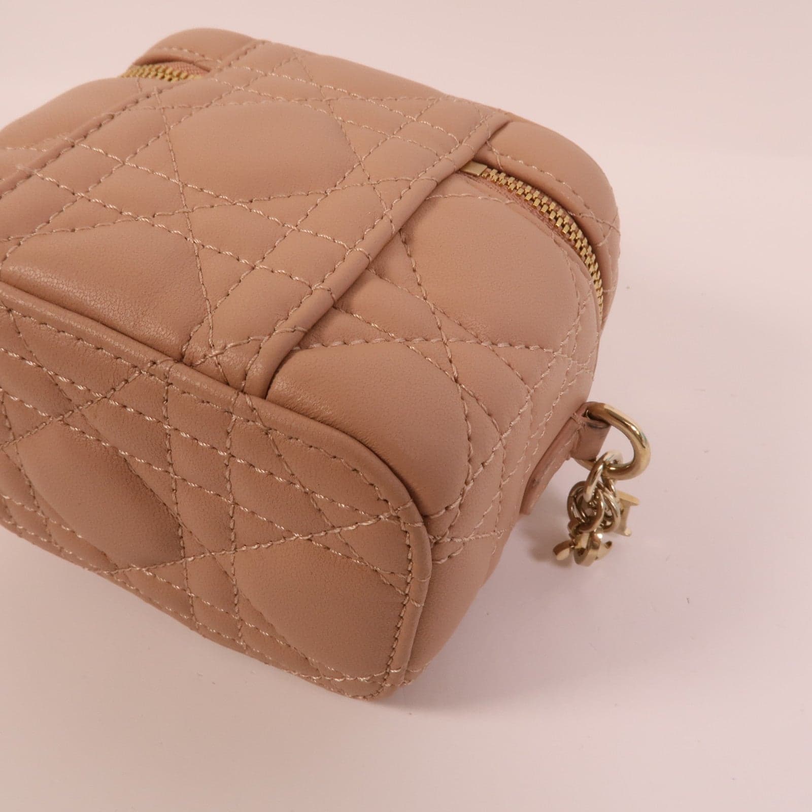 LOUIS VUITTON Vanity S0918ONMJ-M49P 2-Way Bag Lambskin