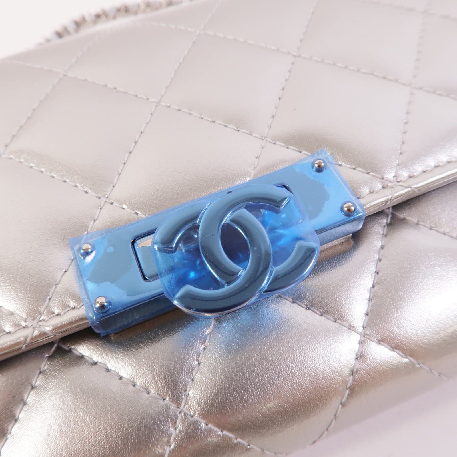 LOUIS VUITTON Shoulder Bag Leather