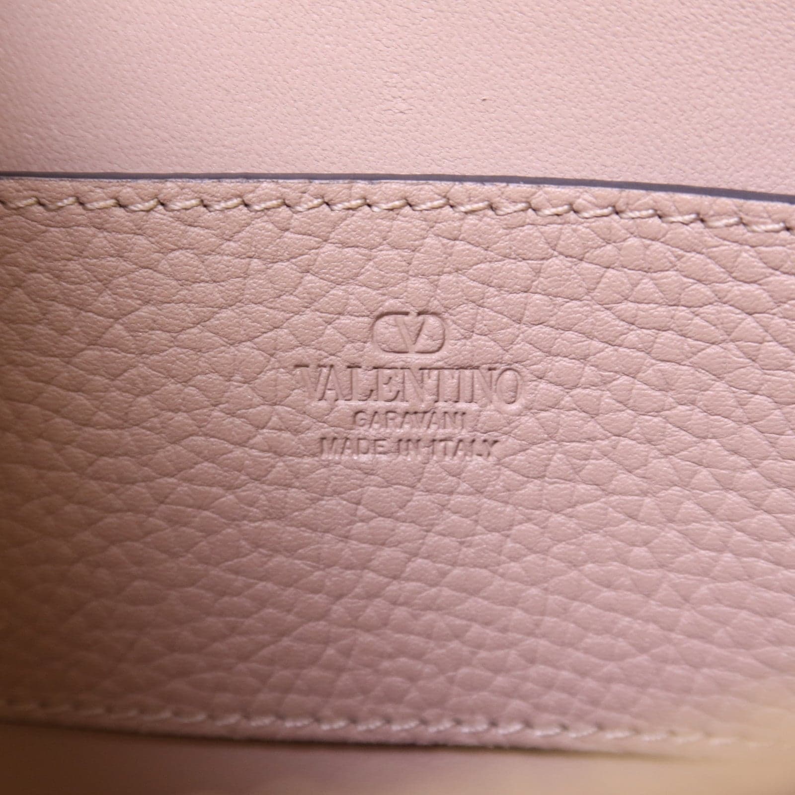 LOUIS VUITTON 6W2P0A17VSH Shoulder Bag Calfskin