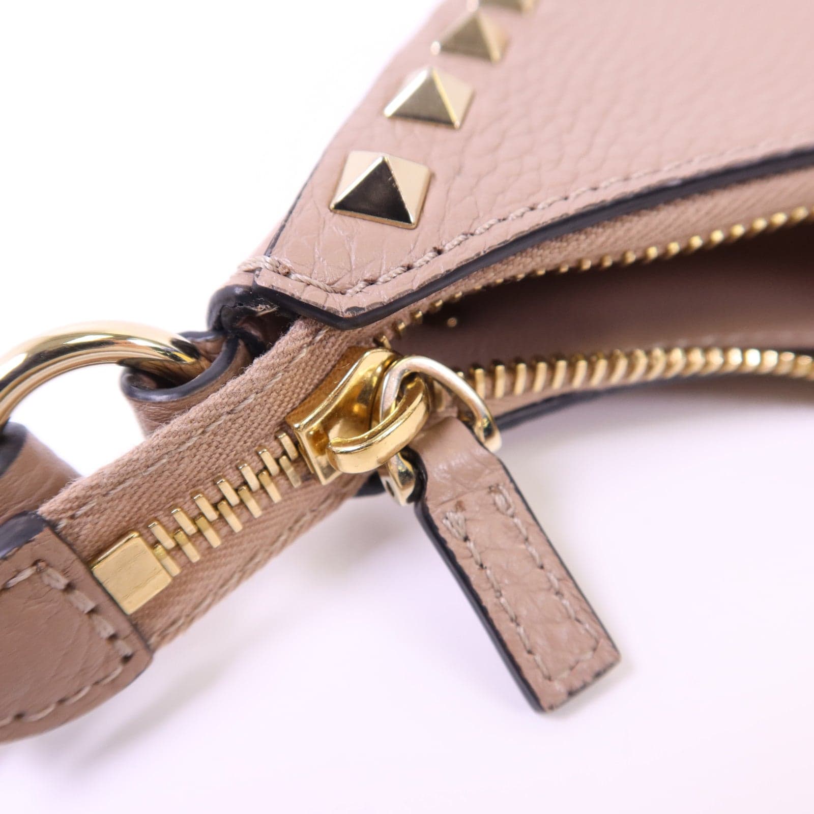 LOUIS VUITTON 6W2P0A17VSH Shoulder Bag Calfskin