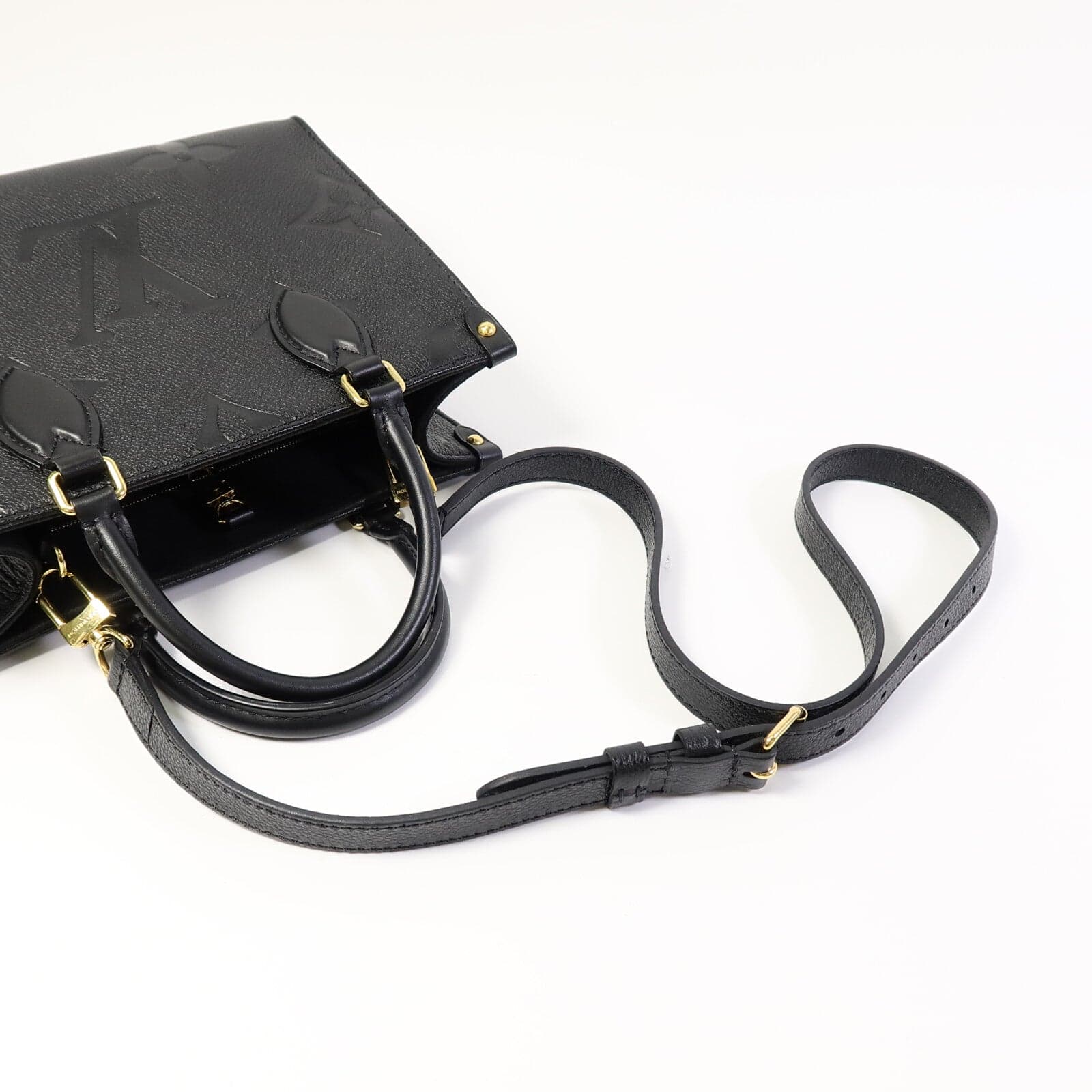 LOUIS VUITTON OnTheGo M45653 2-Way Bag Calfskin