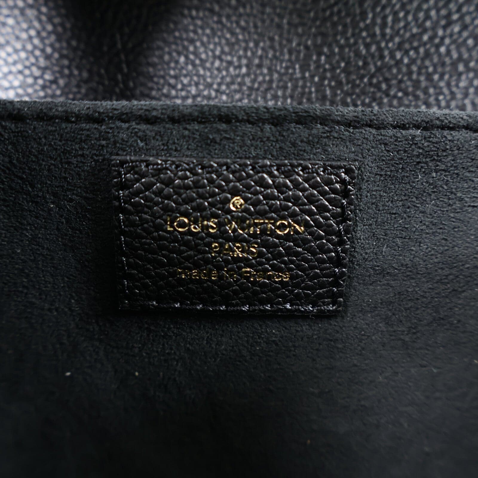 LOUIS VUITTON Pochette Metis M46595 2-Way Bag Calfskin