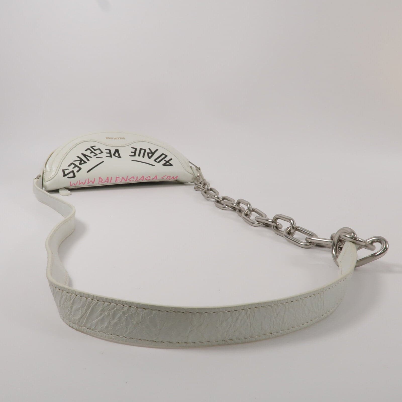 LOUIS VUITTON 565510 Belt Bag Calfskin
