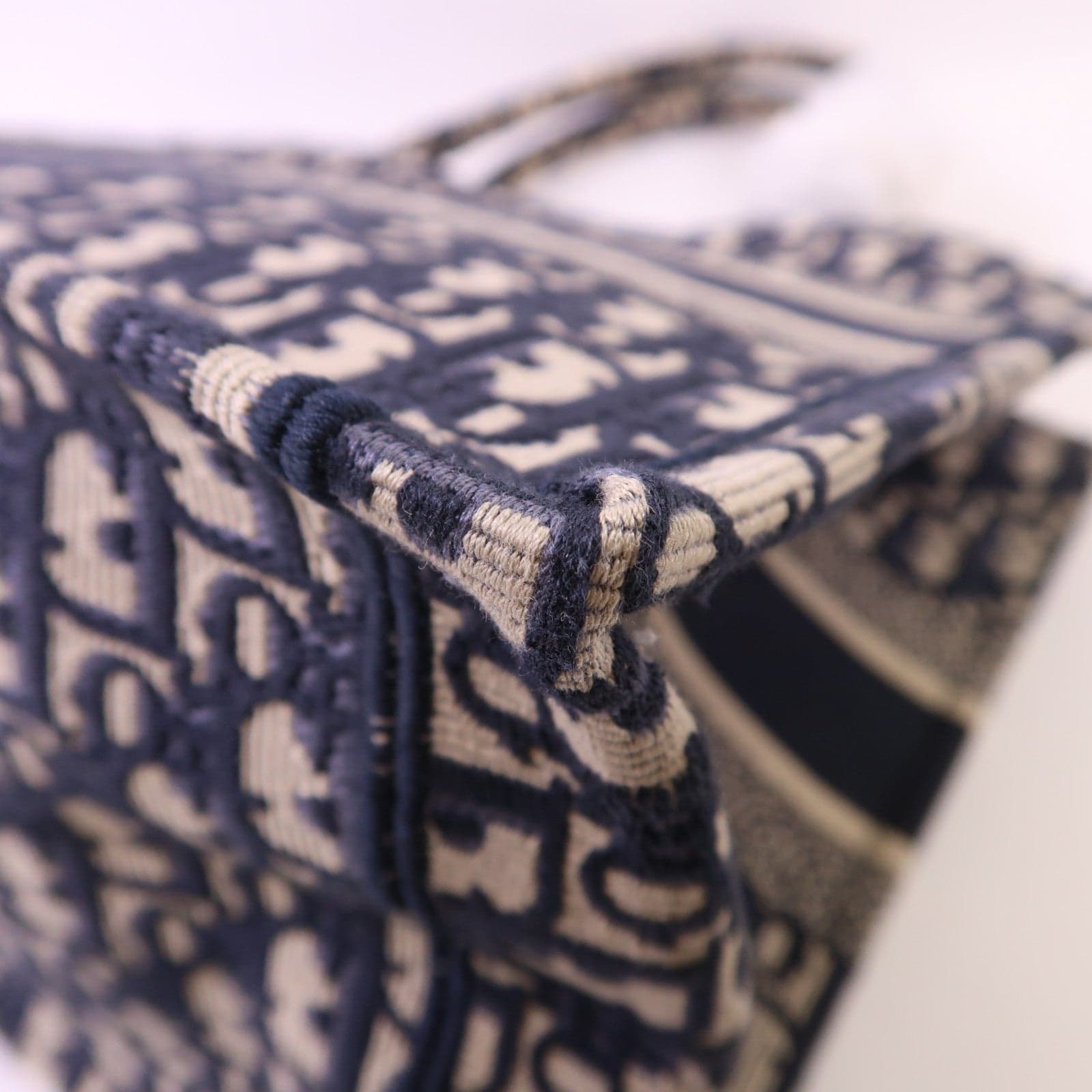 LOUIS VUITTON M1296ZRIW Tote Bag Canvas