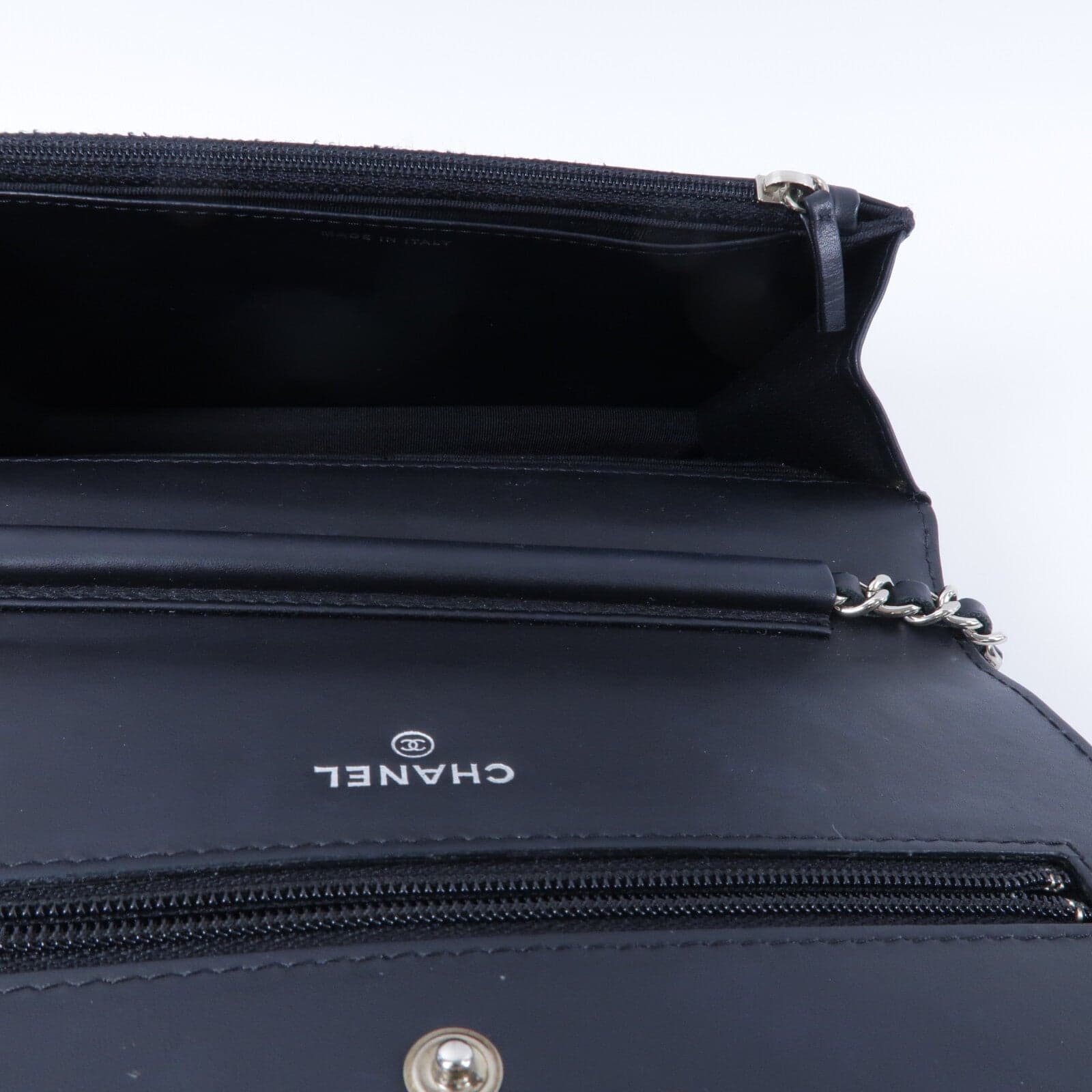 LOUIS VUITTON Shoulder Bag Leather