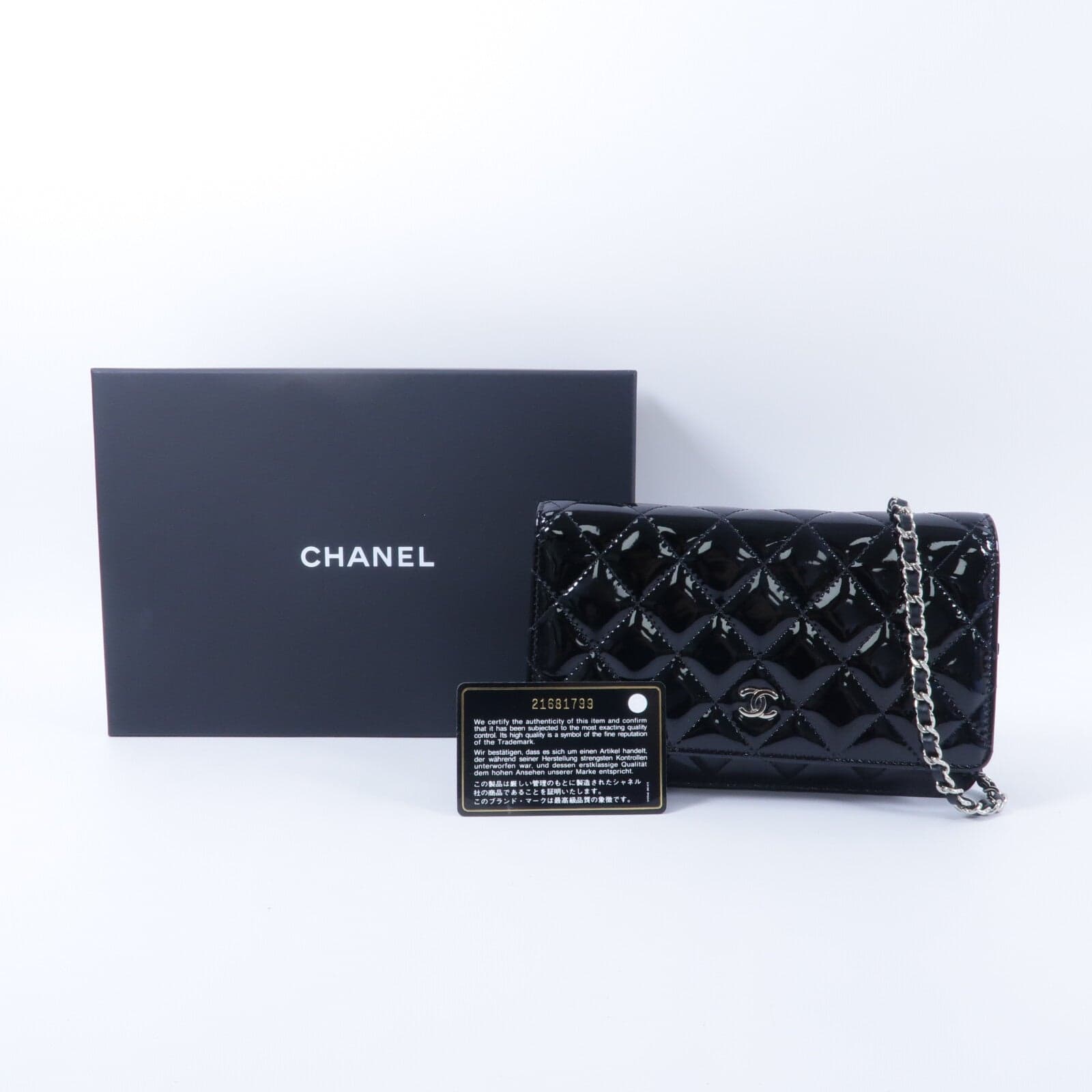 LOUIS VUITTON Shoulder Bag Leather