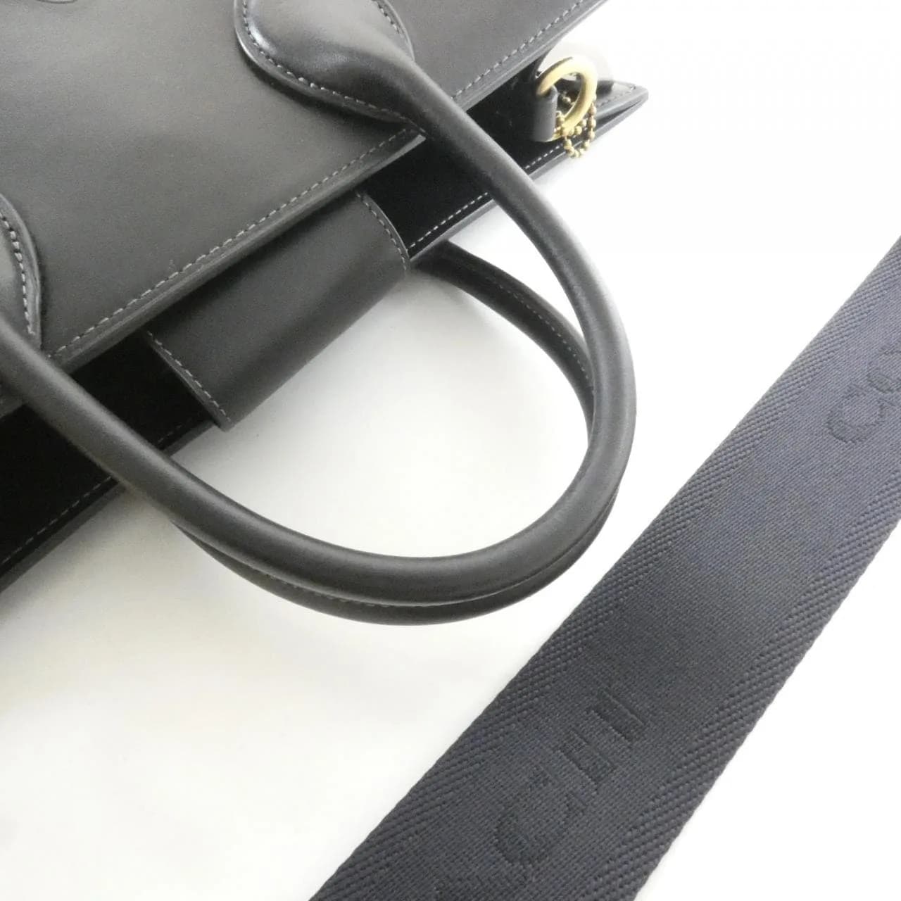 COACH CR684 Handbag Leather