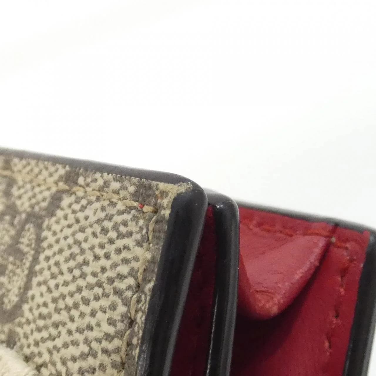 GUCCI 476412 K9G2G Wallet Canvas