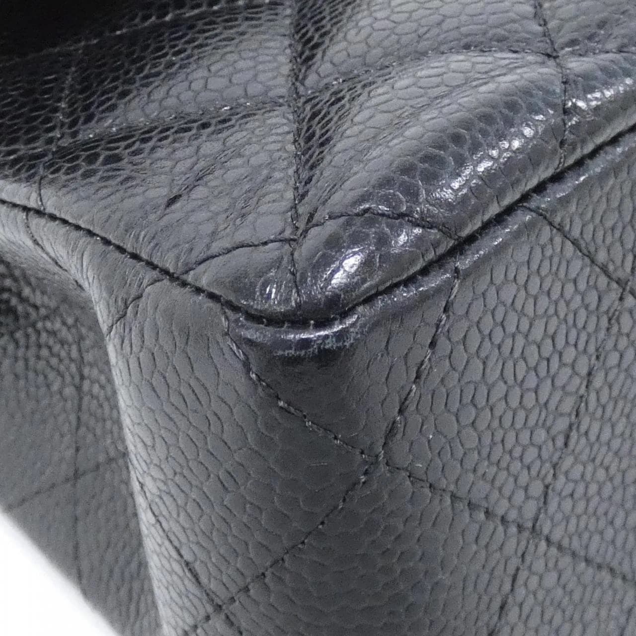CHANEL Matelasse 1113 Shoulder Grained Calfskin