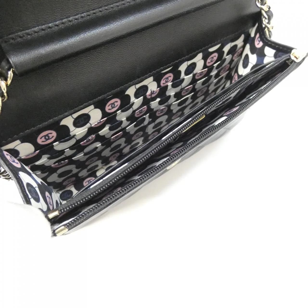 CHANEL Chanel 19 AP3622 Wallet Lambskin