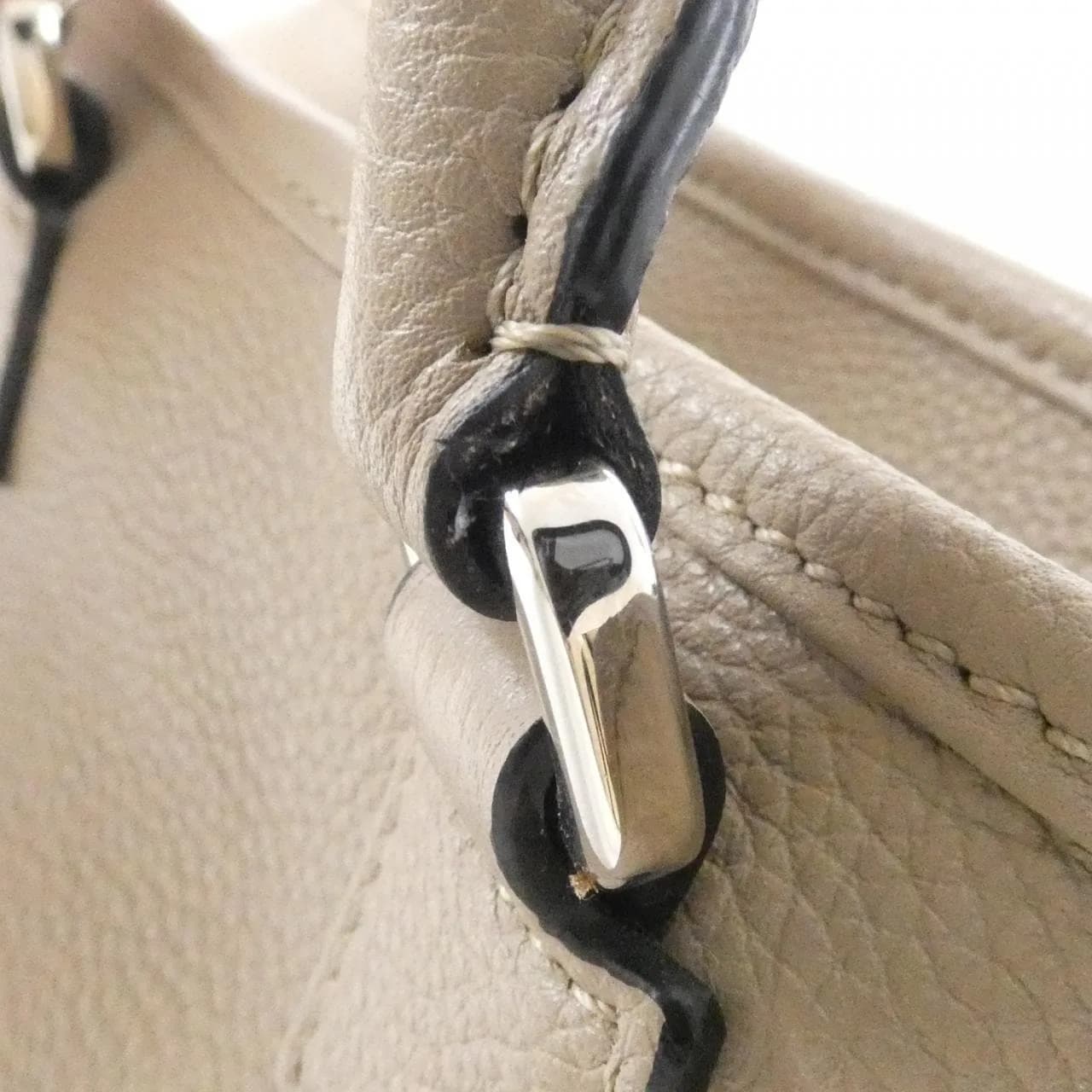 LOEWE Amazona 352 12 N71 Handbag