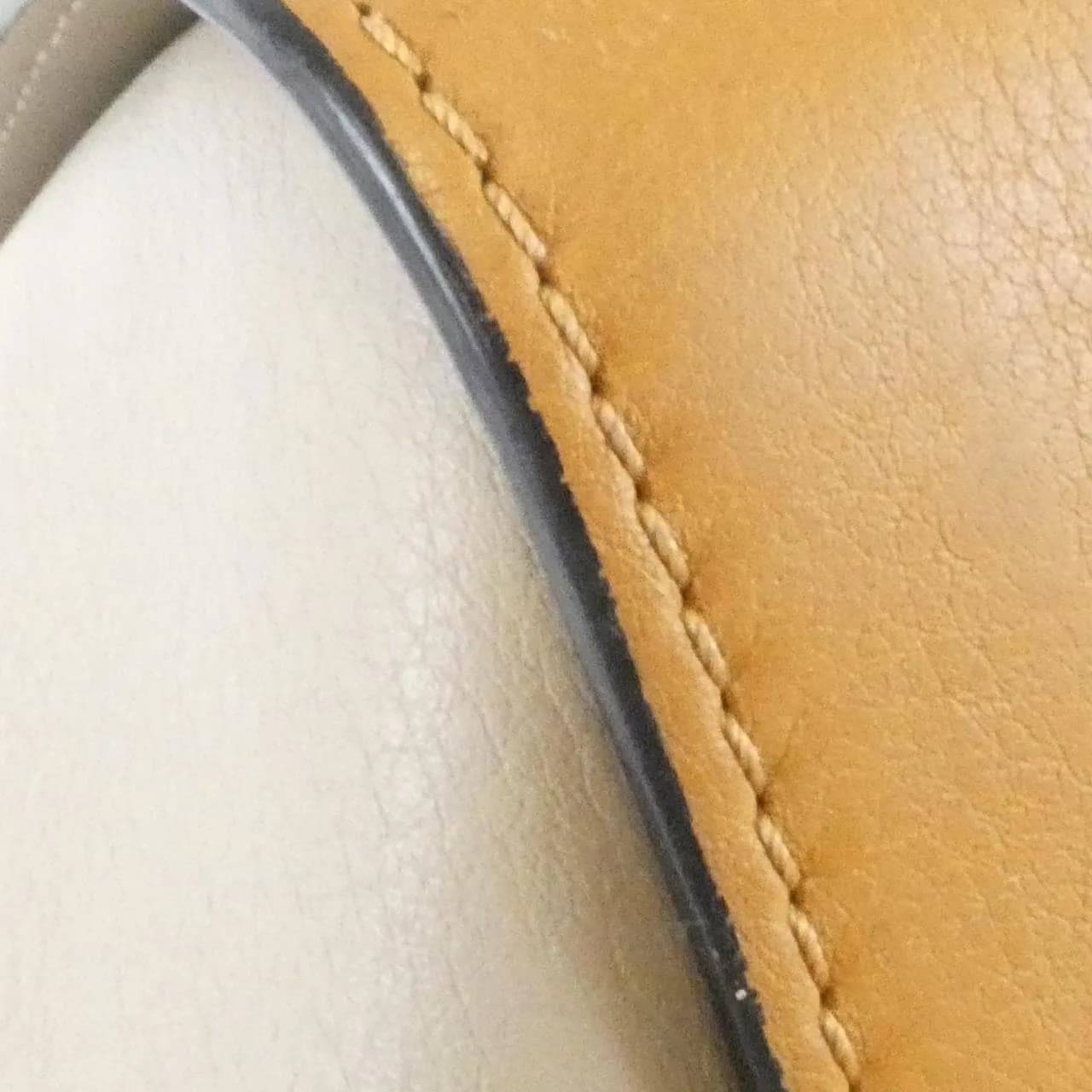 LOEWE Hammock 387 30PS35 Shoulder