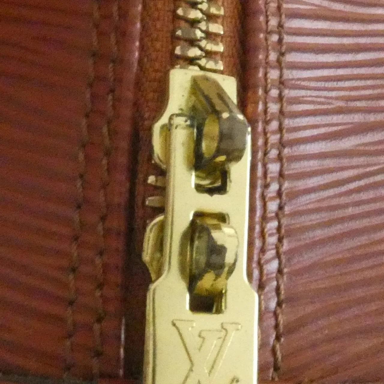 LOUIS VUITTON Alma M52143 Handbag Epi