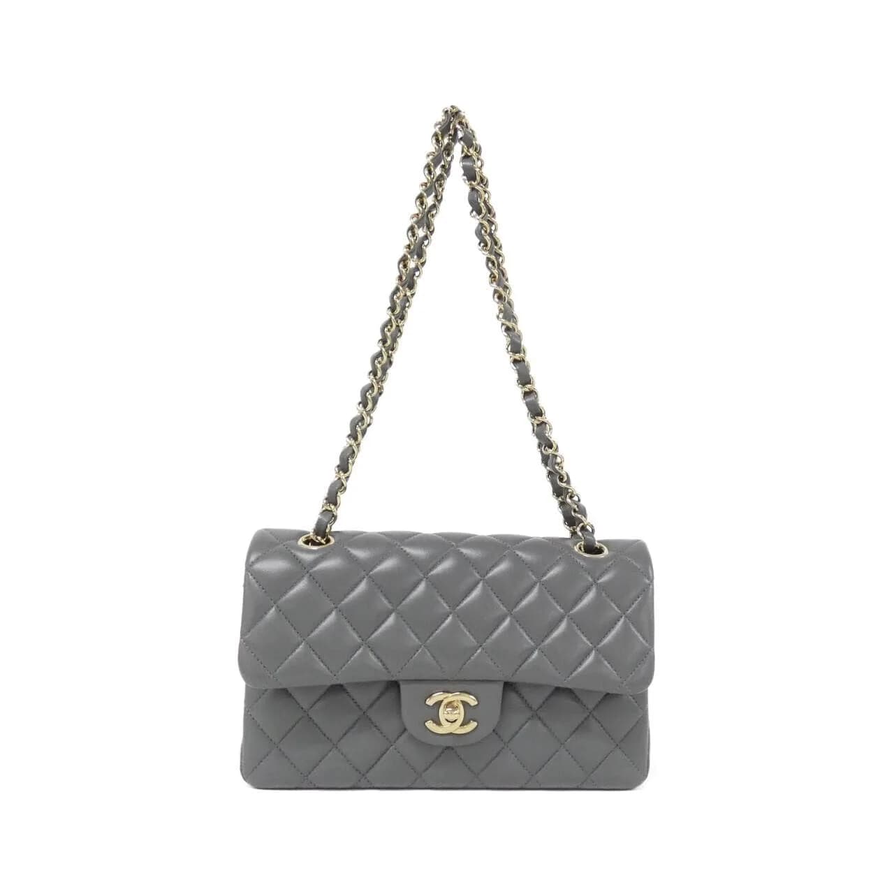 CHANEL Matelasse 1113 Shoulder Lambskin