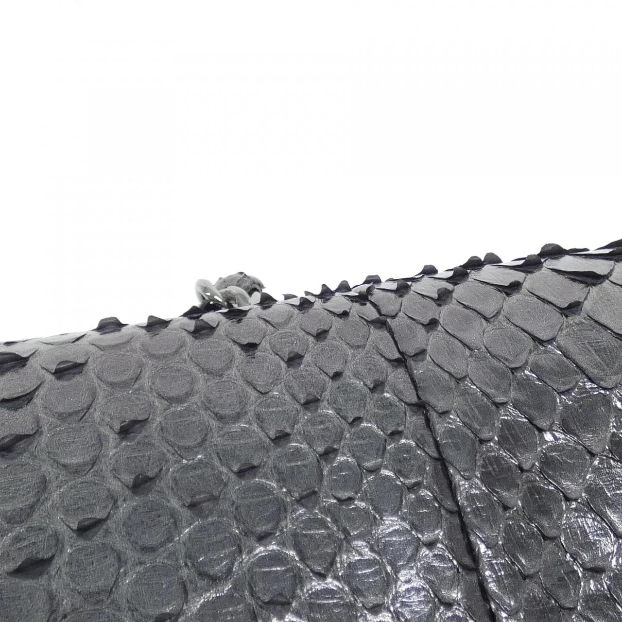 CHANEL Matelasse 1112 Shoulder Python