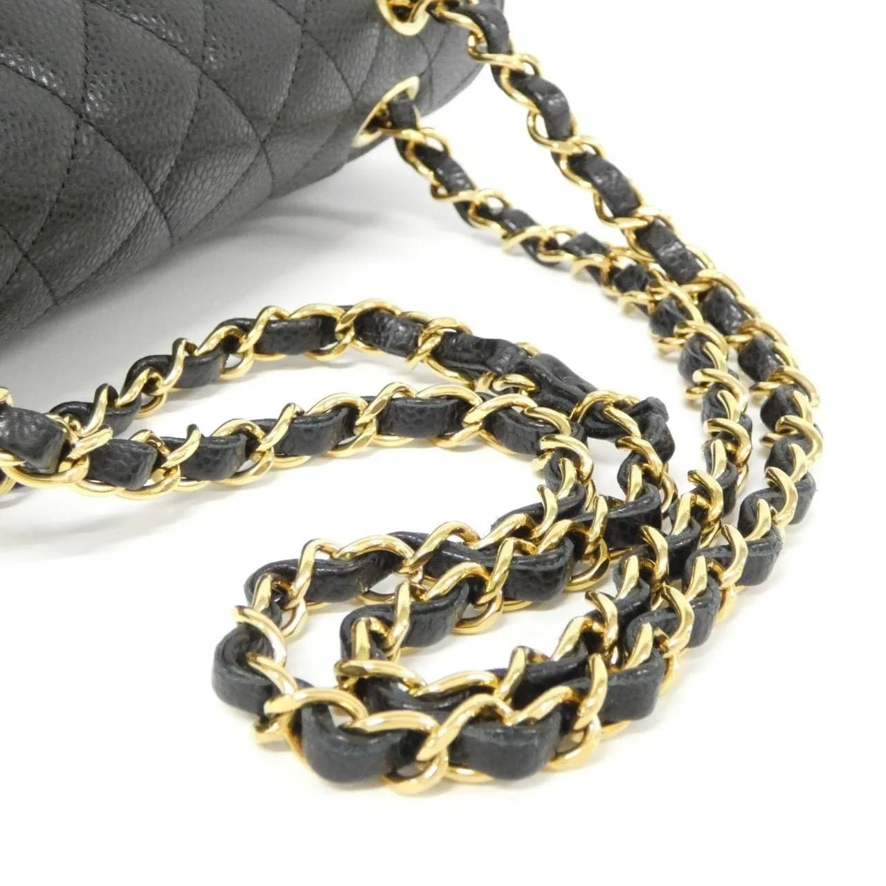 CHANEL Matelasse 1112 Shoulder Grained Calfskin