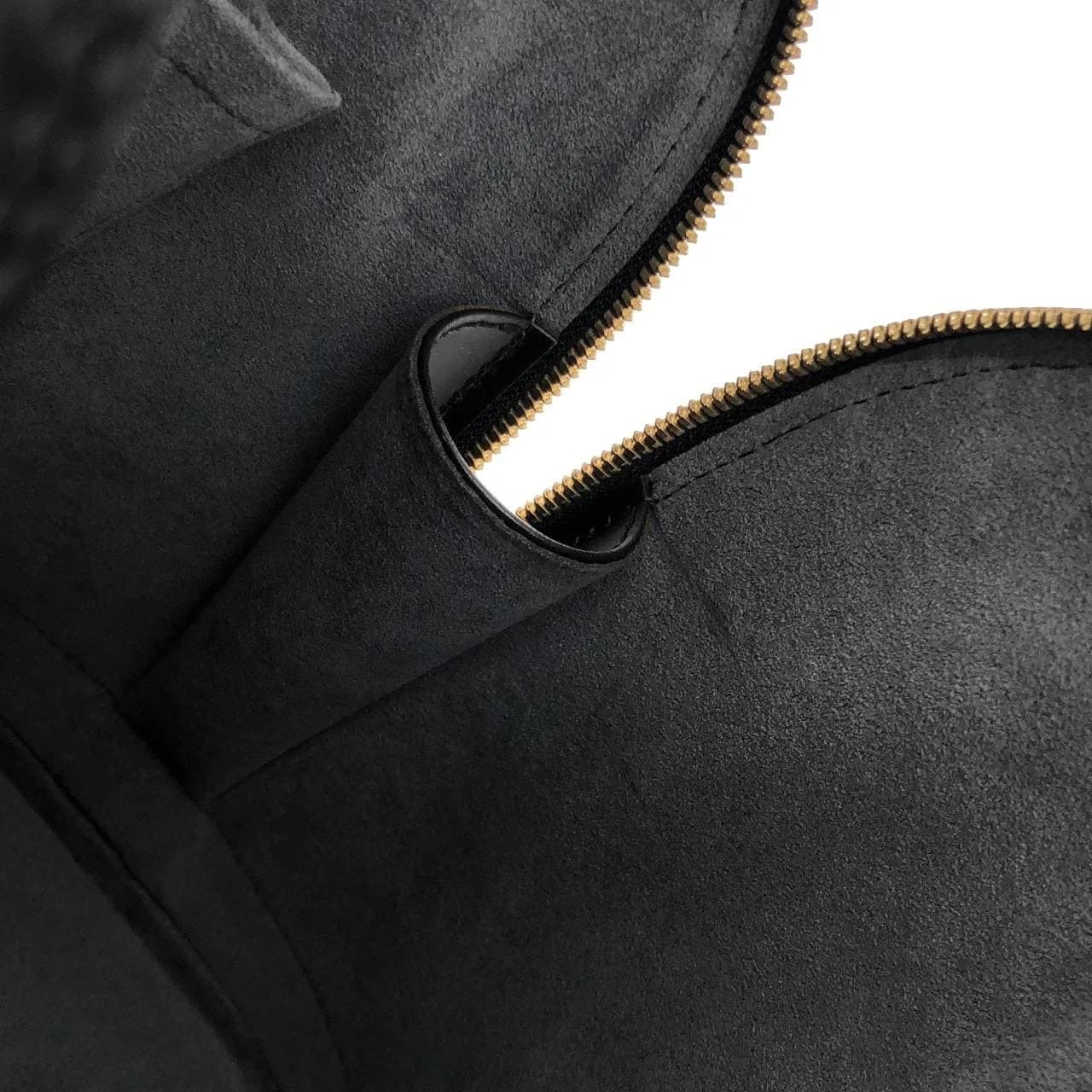 LOUIS VUITTON Alma M52142 Handbag Epi