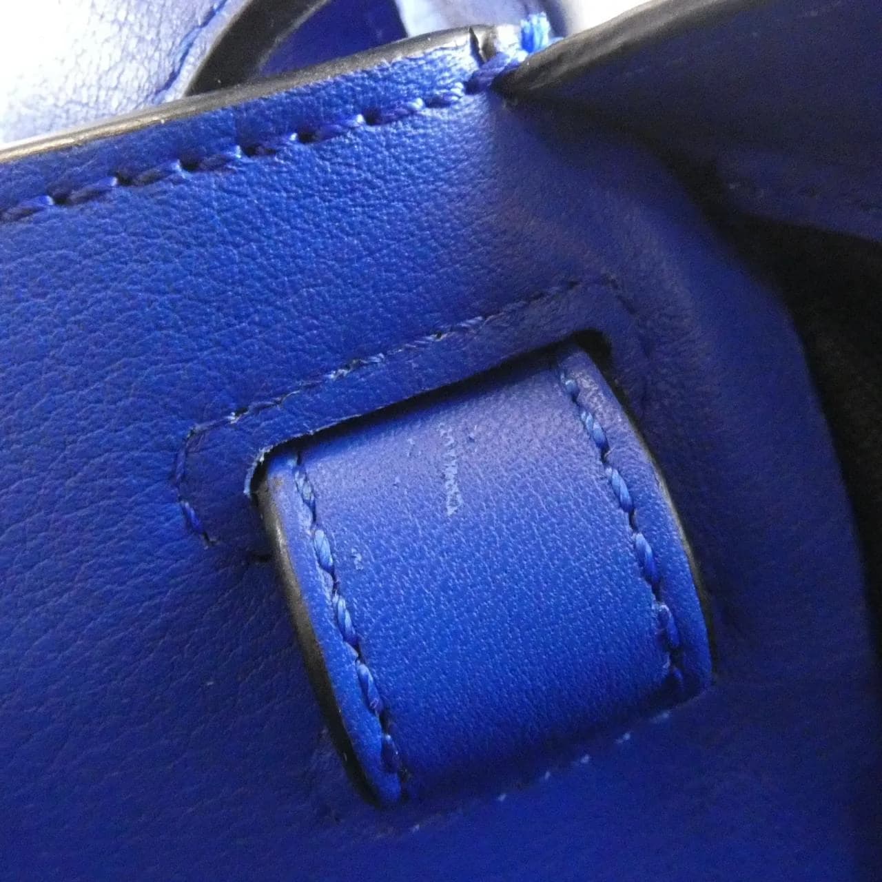 LOEWE Hammock 387 30EN60 Shoulder