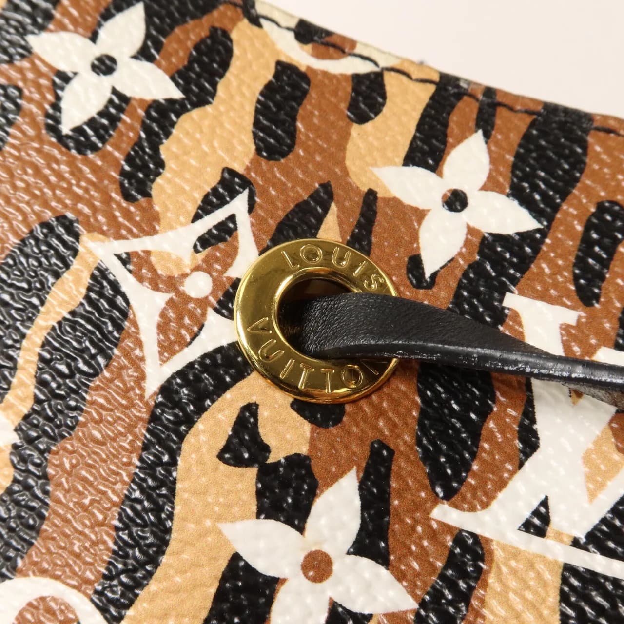 LOUIS VUITTON NeoNoe M44717 Shoulder Bag Coated Canvas