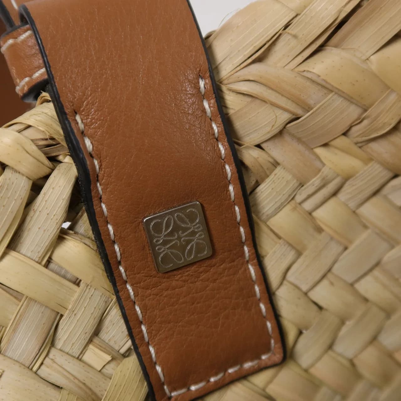 LOEWE Handbag x Raffia