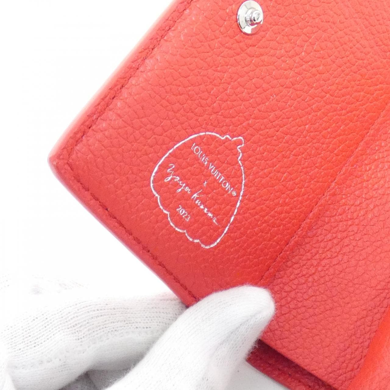 LOUIS VUITTON M82103 Wallet
