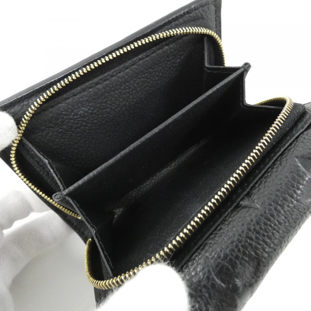 LOUIS VUITTON M80880 Wallet Monogram