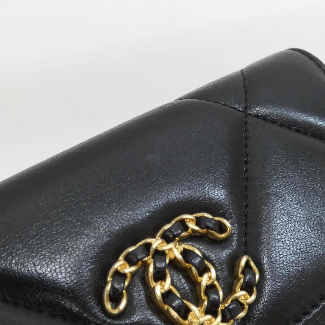 CHANEL Chanel 19 AP0953 Wallet Lambskin