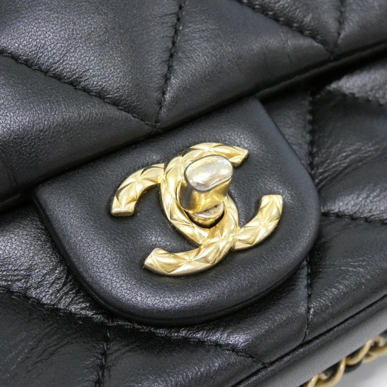 CHANEL AS4263 Shoulder Lambskin