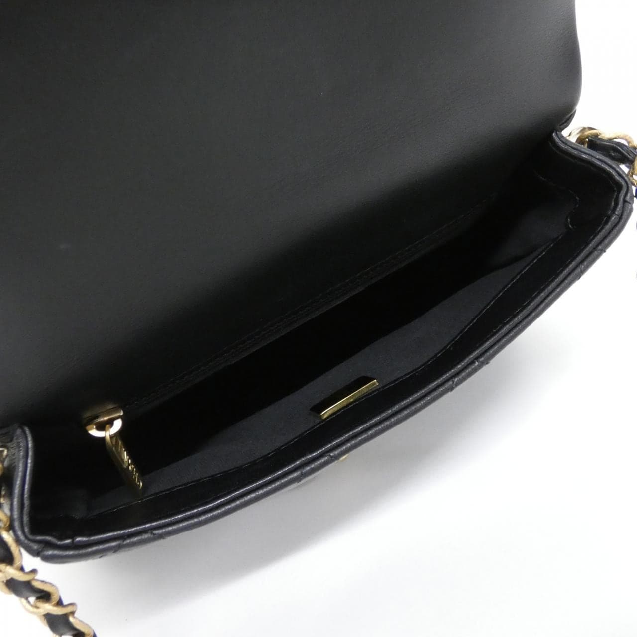 CHANEL AS4263 Shoulder Lambskin
