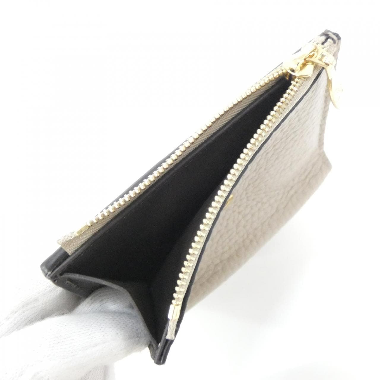 LOUIS VUITTON Capucines M68747 Wallet