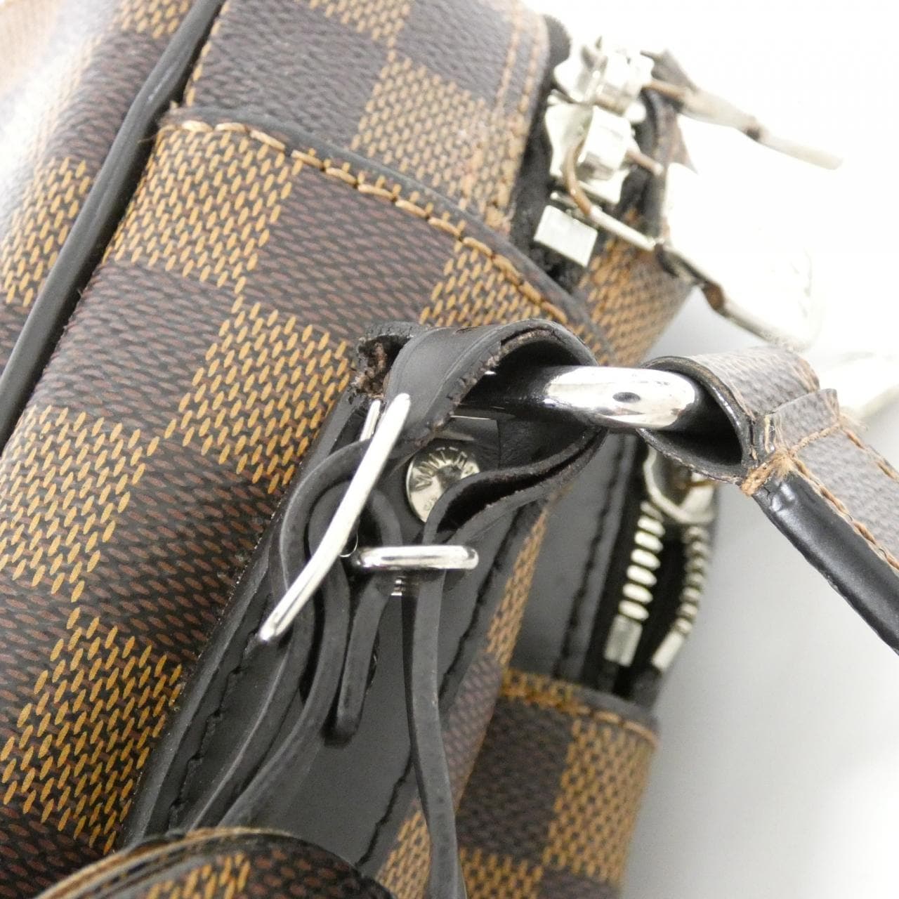 LOUIS VUITTON Nile N42704 Shoulder Damier