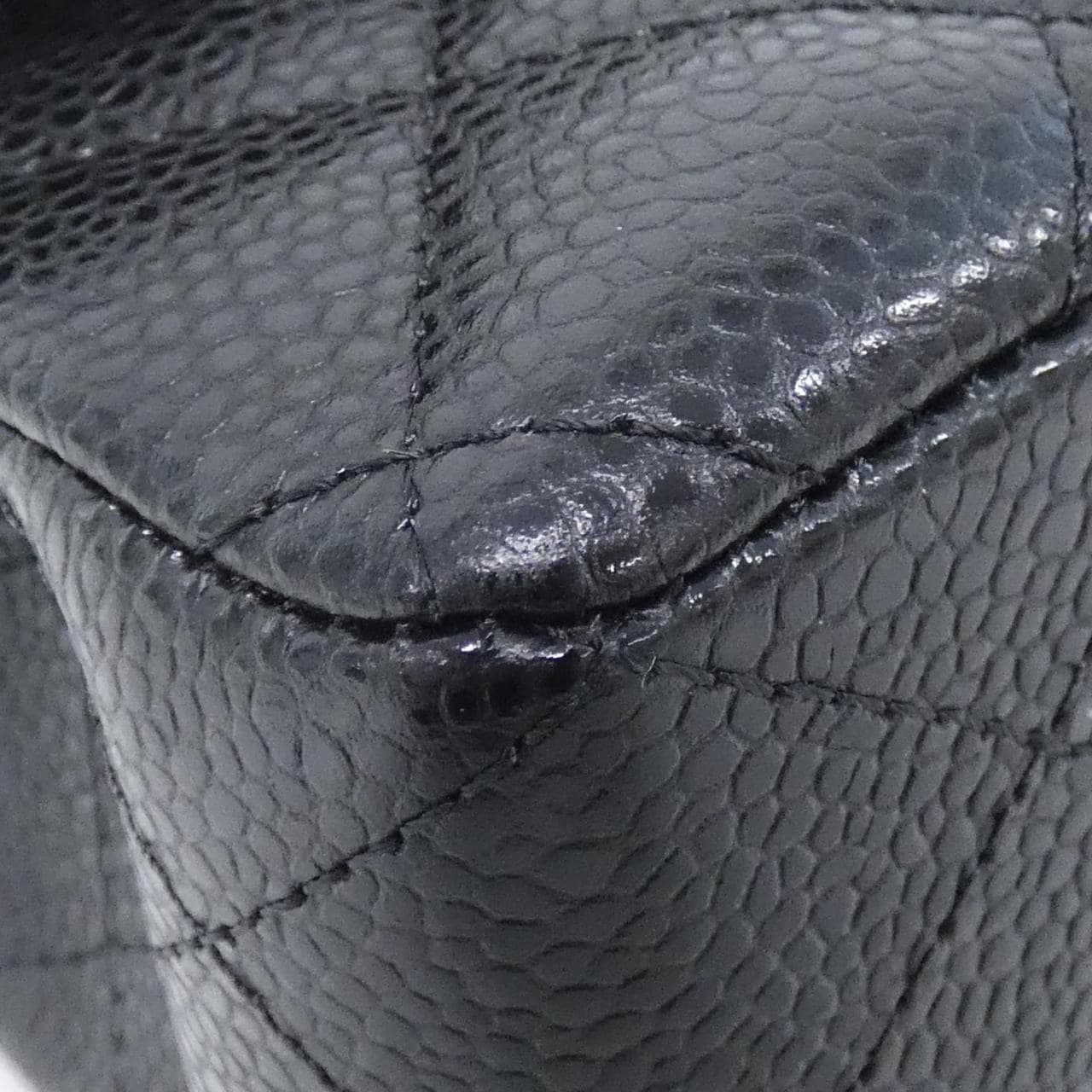 CHANEL Matelasse 1113 Shoulder Grained Calfskin