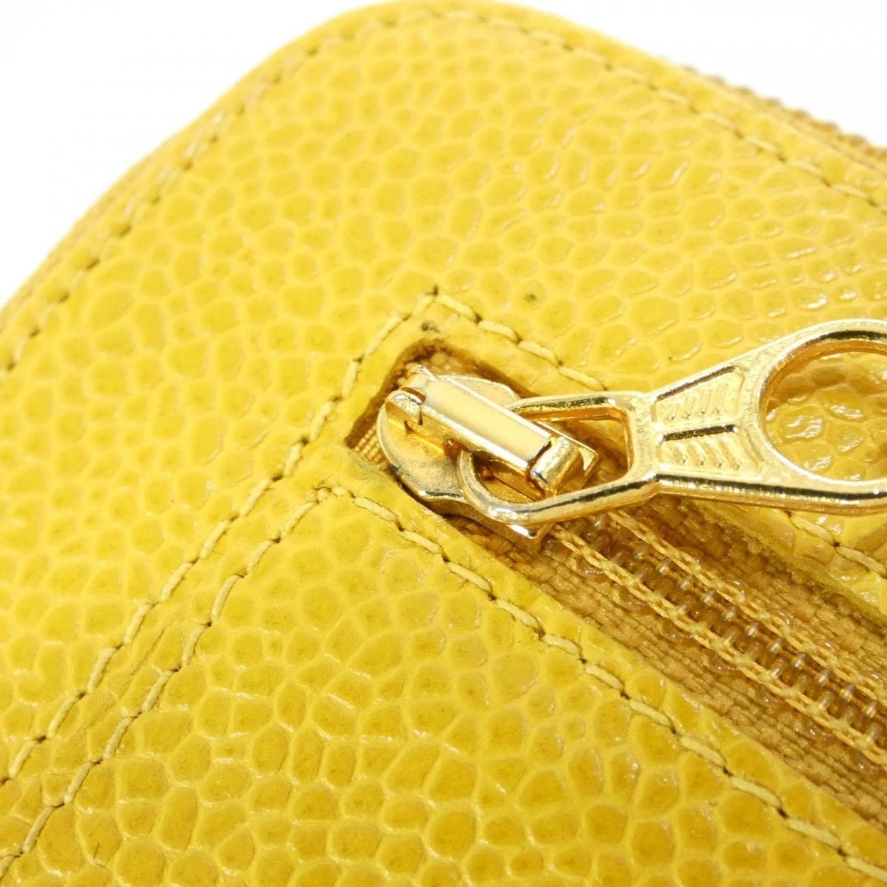 CHANEL Wallet Caviar Leather