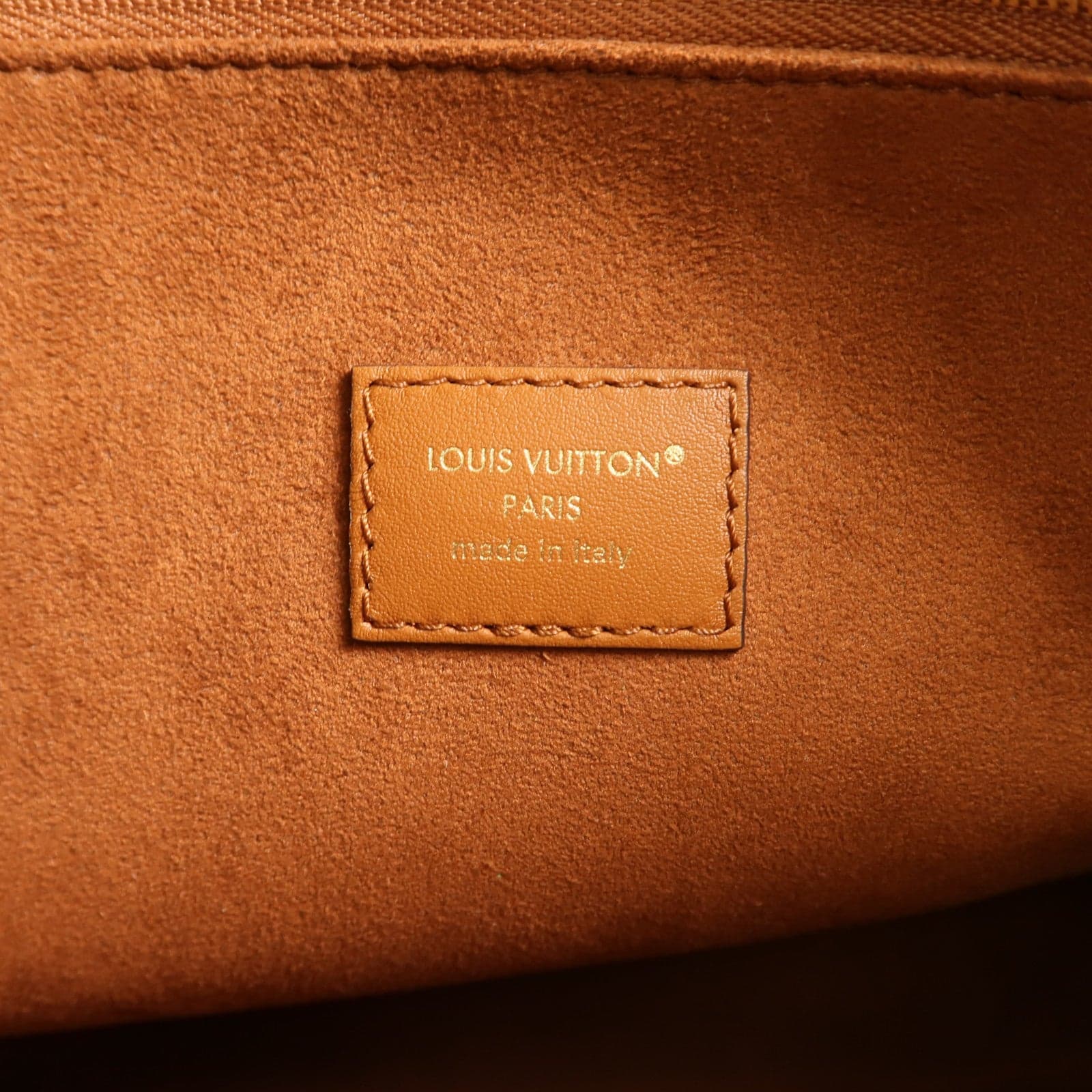 LOUIS VUITTON OnTheGo M14235 Shoulder Bag Coated Canvas