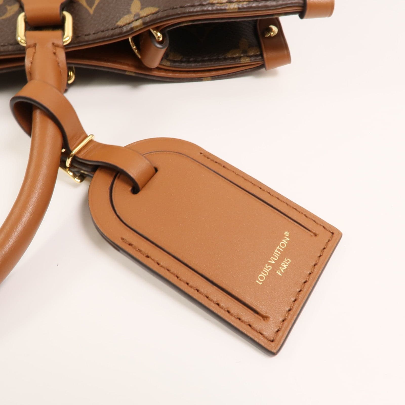 LOUIS VUITTON OnTheGo M14235 Shoulder Bag Coated Canvas