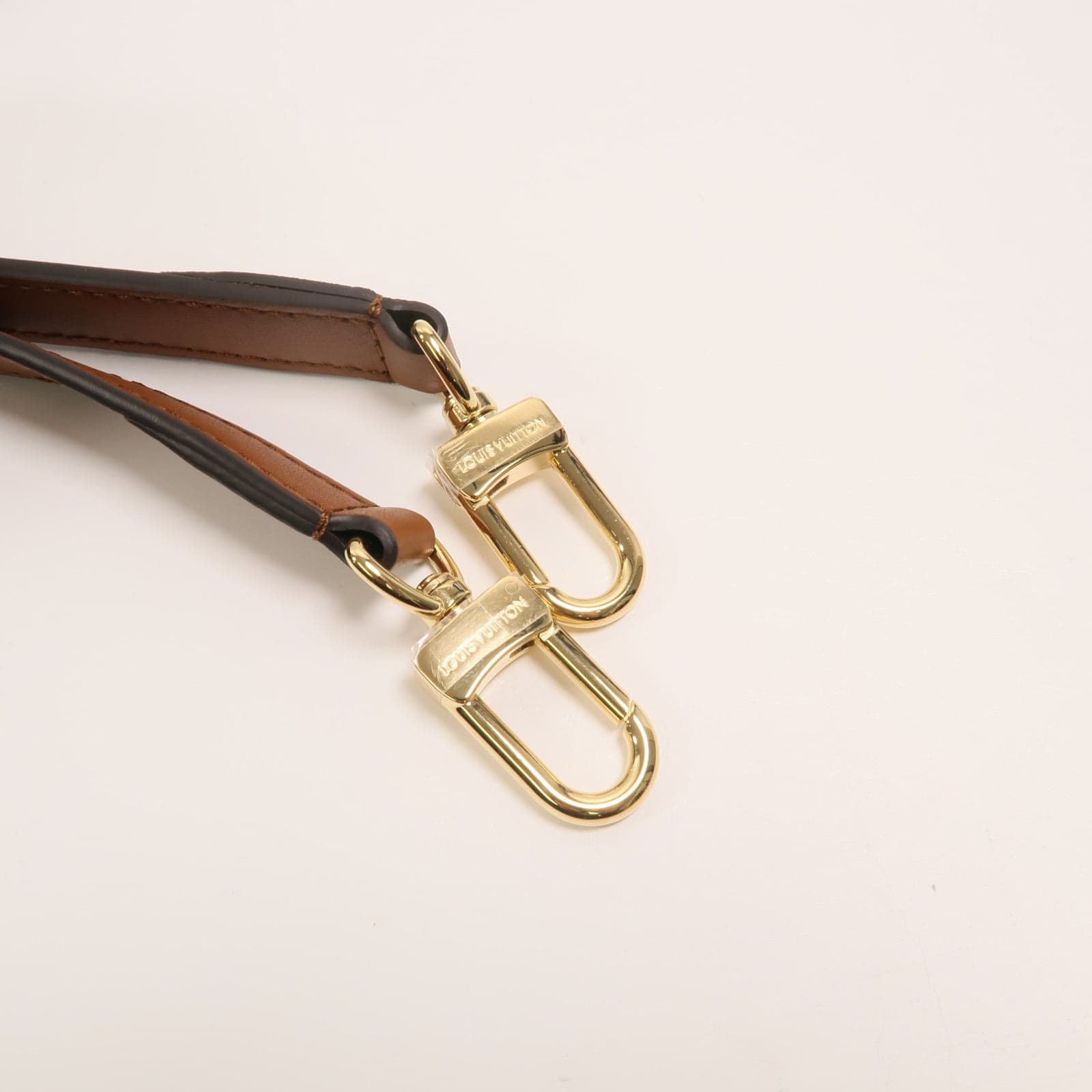 LOUIS VUITTON OnTheGo M14235 Shoulder Bag Coated Canvas